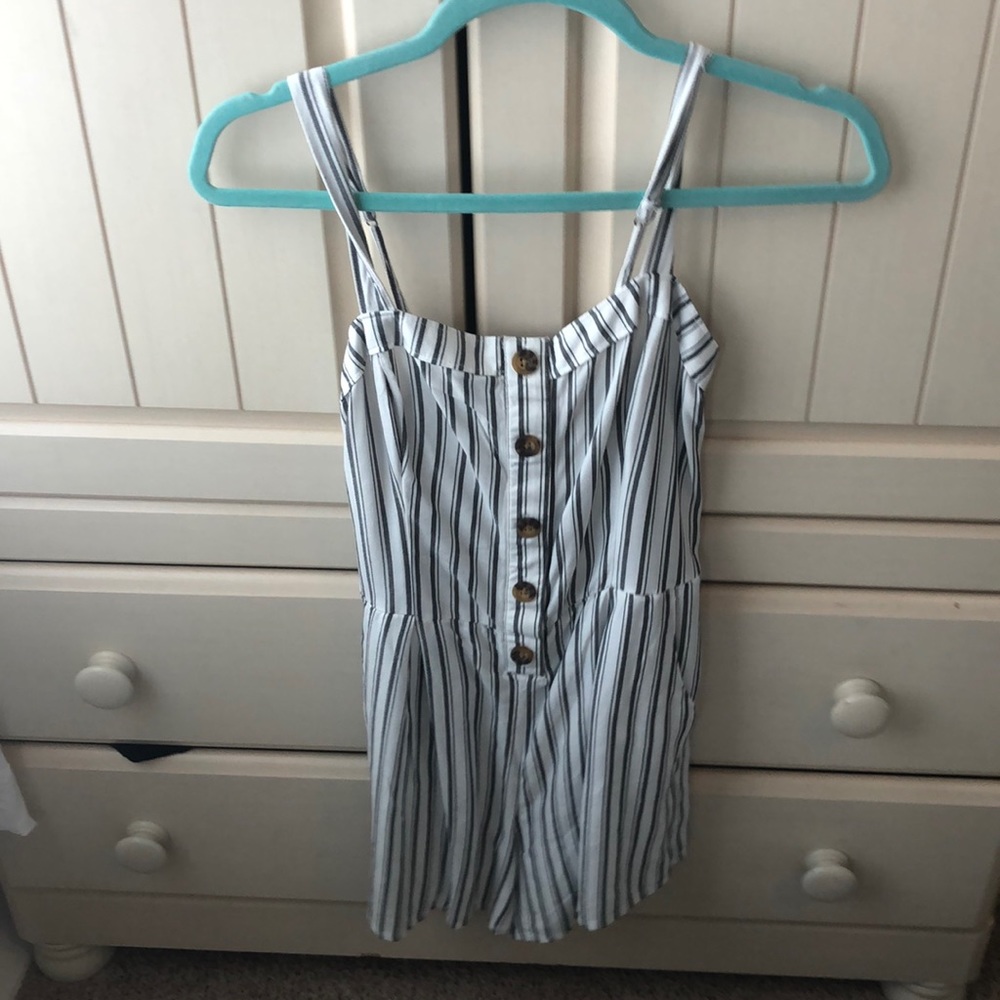 Hollister romper